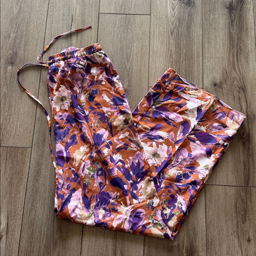 VICI Flowy Floral Patterned Pants